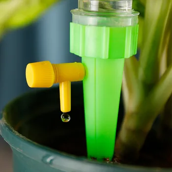 6PCS Регулируема система за капково напояване Dripper Spike Kit Градина Домакински растения и цветя Автоматично поливане