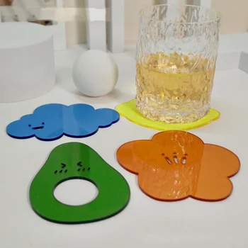 Cute Cartoon Акрилни подложки Clear Mirror Coasters Korea Ins Simple Table Mat Desktop Decor Ornaments Начало Стрелба Подпори