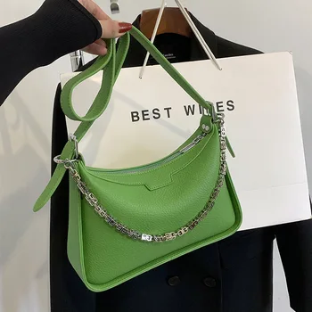 Верижна чанта за подмишници за жени 2023 Нова модна ниша дизайн една чанта за рамо Премиум личи зърно Crossbody чанта
